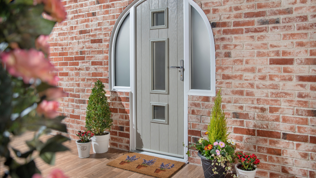 Solidor composite door in pebble grey.